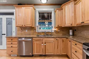 7444 SE 114th Ave, Portland, OR 97266 - Photo 9