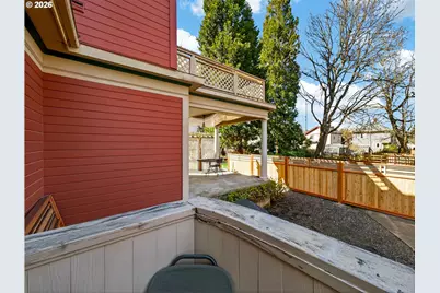 237 239 NE Graham St, Portland, OR 97212 - Photo 21