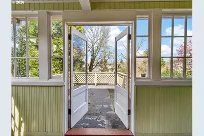 237 239 NE Graham St, Portland, OR 97212 - Photo 33