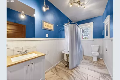 237 239 NE Graham St, Portland, OR 97212 - Photo 39