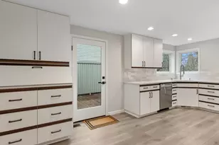 3300 NE 164th St, Ridgefield, WA 98642 - Photo 9