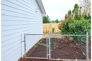 29474 S Hwy 170, Canby, OR 97013 - Photo 23
