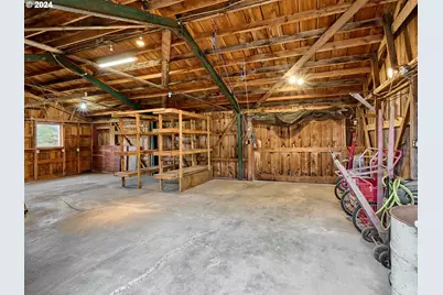 29474 S Highway 170, Canby, OR 97013 - Photo 31