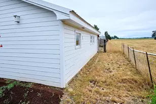 29474 S Hwy 170, Canby, OR 97013 - Photo 23