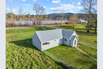 252 State Route 409, Cathlamet, WA 98612 - Photo 5