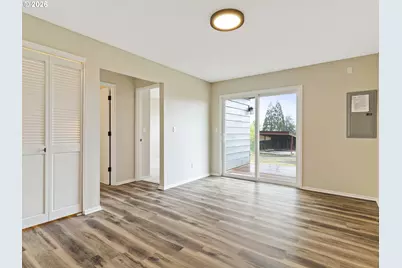 2615 E McLoughlin Blvd, Vancouver, WA 98661 - Photo 35