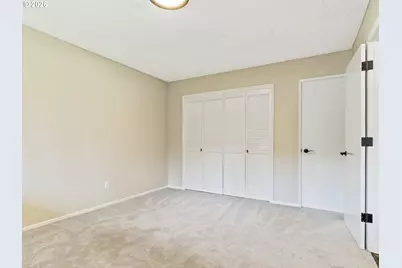 2615 E McLoughlin Blvd, Vancouver, WA 98661 - Photo 23