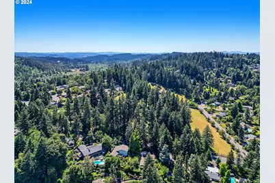 McLean Blvd, Eugene, OR 97401 - Photo 19