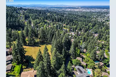 McLean Blvd, Eugene, OR 97401 - Photo 11