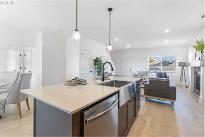 1734 NE 9th Pl, Hermiston, OR 97838 - Photo 13