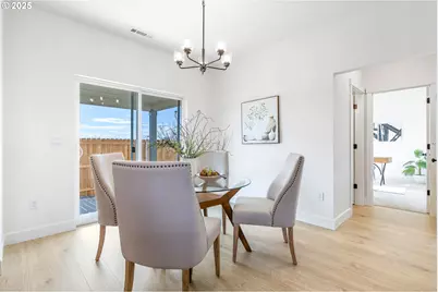 1734 NE 9th Pl, Hermiston, OR 97838 - Photo 15