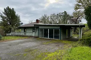 188 Robin St, Roseburg, OR 97470 - Photo 3