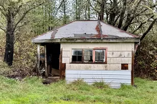 188 Robin St, Roseburg, OR 97470 - Photo 21