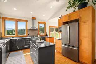 2937 Eliot Dr, Hood River, OR 97031 - Photo 11