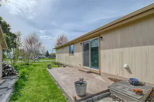 303 E College St, Athena, OR 97813 - Photo 37