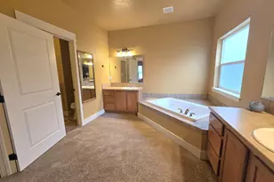 2248 NW Overlook Dr, Hermiston, OR 97838 - Photo 11