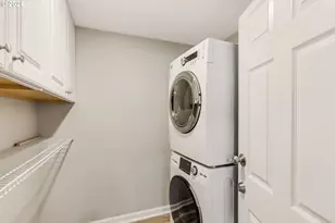 535 NE Bridgeton Rd, Portland, OR 97211 - Photo 29