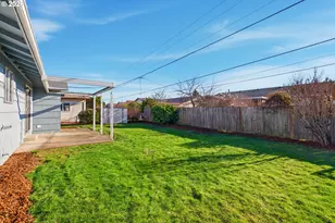 1386 Vanderbeck Ln, Woodburn, OR 97071 - Photo 19