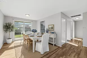 1386 Vanderbeck Ln, Woodburn, OR 97071 - Photo 7