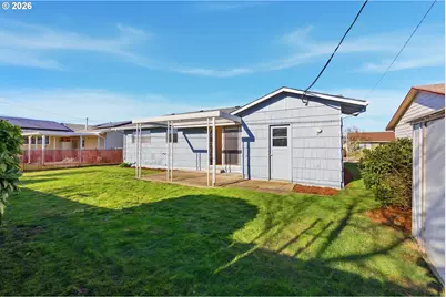 1386 Vanderbeck Ln, Woodburn, OR 97071 - Photo 21