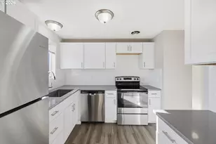 1386 Vanderbeck Ln, Woodburn, OR 97071 - Photo 9