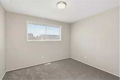 1386 Vanderbeck Ln, Woodburn, OR 97071 - Photo 15