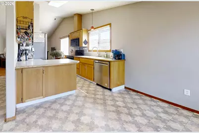 8315 NE 156th Ave, Vancouver, WA 98682 - Photo 9