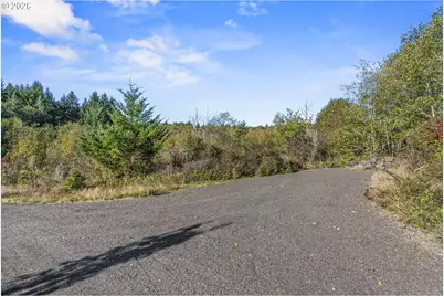 331 Sudden Valley Dr #8, Castle Rock, WA 98611 - Photo 3