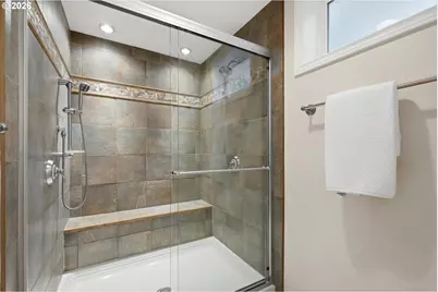 6331 SW Brugger St, Portland, OR 97219 - Photo 19