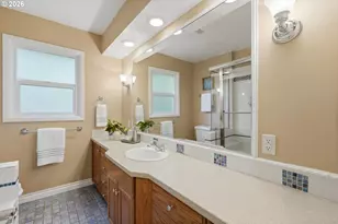 6331 SW Brugger St, Portland, OR 97219 - Photo 15