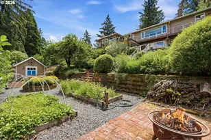 6331 SW Brugger St, Portland, OR 97219 - Photo 29