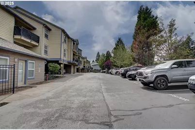 275 SE 162nd Ave, Portland, OR 97233 - Photo 21