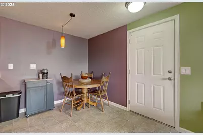 275 SE 162nd Ave, Portland, OR 97233 - Photo 5