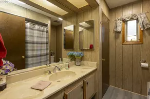 11387 SW Royal Villa Dr, Portland, OR 97224 - Photo 25