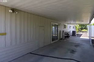 11387 SW Royal Villa Dr, Portland, OR 97224 - Photo 5