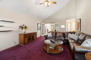 679 NE Maryann Ct, Hillsboro, OR 97124 - Photo 13