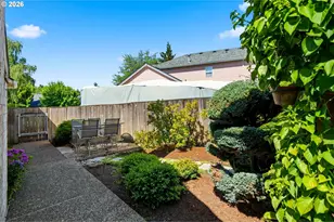 679 NE Maryann Ct, Hillsboro, OR 97124 - Photo 45