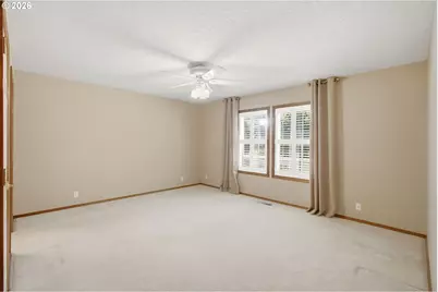 679 NE Maryann Ct, Hillsboro, OR 97124 - Photo 25