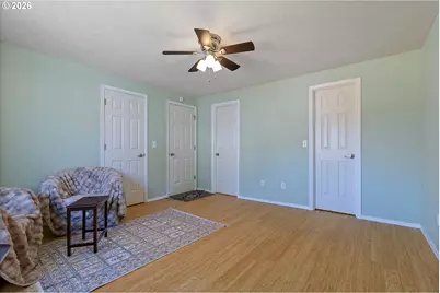 570 SW Honeysuckle Ct, McMinnville, OR 97128 - Photo 13
