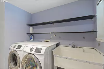 570 SW Honeysuckle Ct, McMinnville, OR 97128 - Photo 21