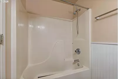 570 SW Honeysuckle Ct, McMinnville, OR 97128 - Photo 19