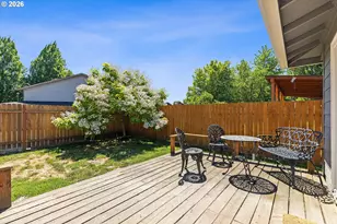 570 SW Honeysuckle Ct, McMinnville, OR 97128 - Photo 23