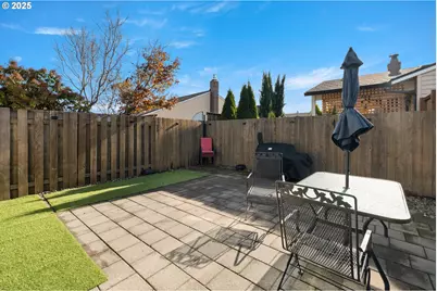 2246 NE 153rd Ave, Portland, OR 97230 - Photo 21