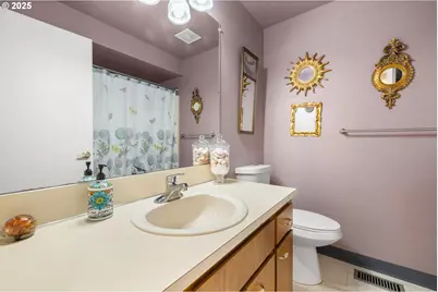 2246 NE 153rd Ave, Portland, OR 97230 - Photo 19