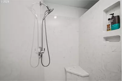 41929 Deerhorn Rd, Springfield, OR 97478 - Photo 33