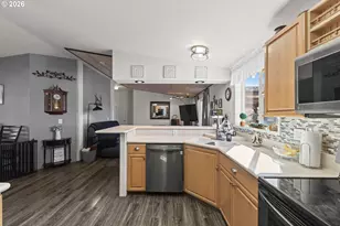 999 Blanco Ave, Coos Bay, OR 97420 - Photo 13