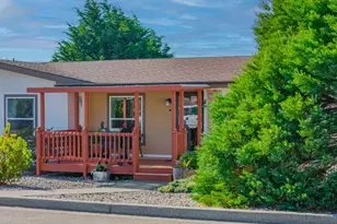 999 Blanco Ave, Coos Bay, OR 97420 - Photo 3