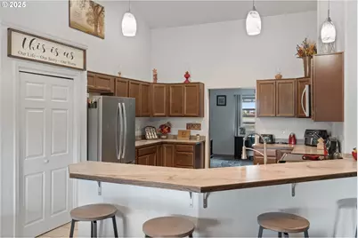 223 Oxbow Lake Ln, Onalaska, WA 98570 - Photo 9