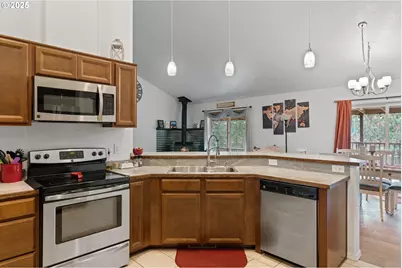 223 Oxbow Lake Ln, Onalaska, WA 98570 - Photo 11