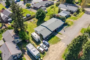 11766 Walnut Ave, Mapleton, OR 97453 - Photo 13